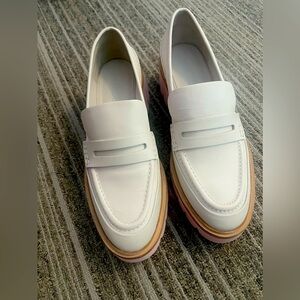 Oncept - White Orchid Loafers